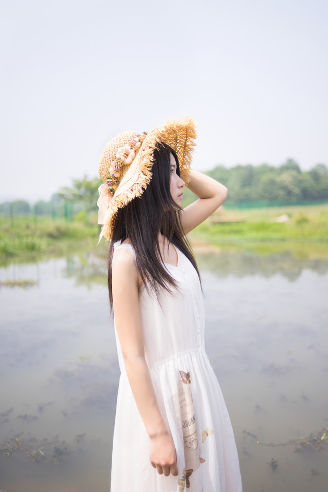 夏天的风轻轻的拂过你脸庞高清户外写真,清纯美女,