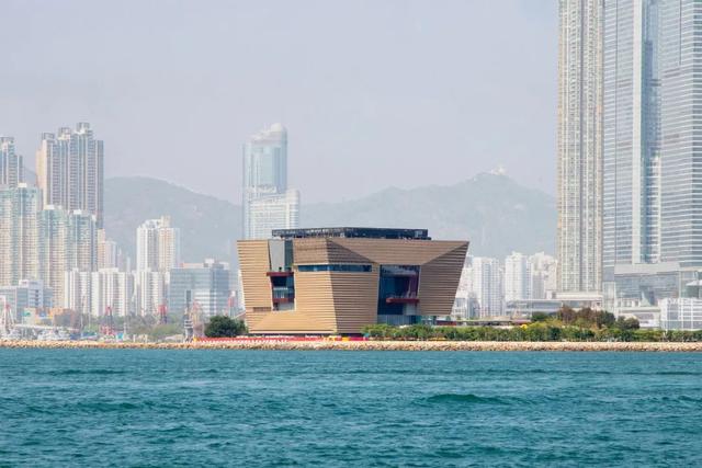 香港故宫文化博物馆今开放:900余件文物分批展出 香港故宫文化博物馆今开放:900余件文物分批展出